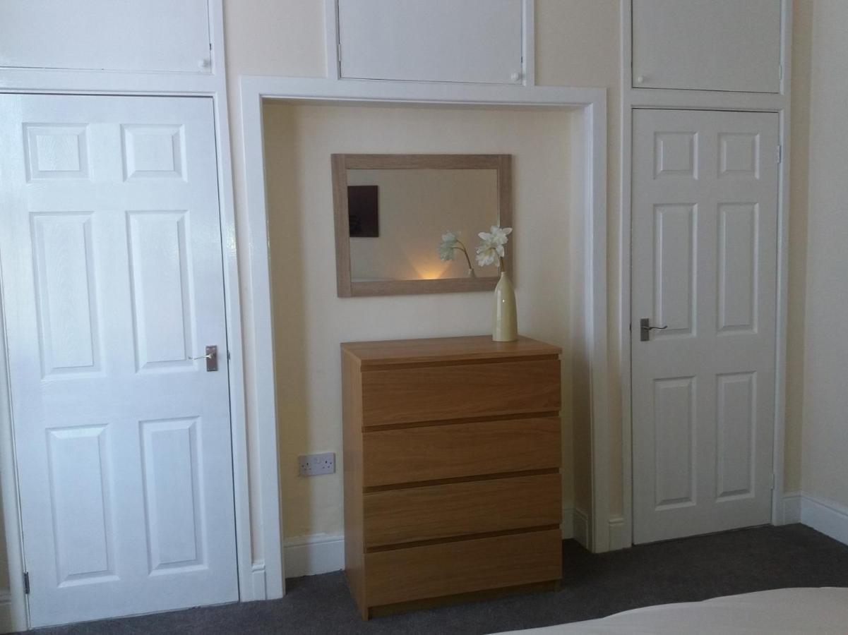 Home From Home Near Lfc, Efc & Train Station Liverpool Exterior foto